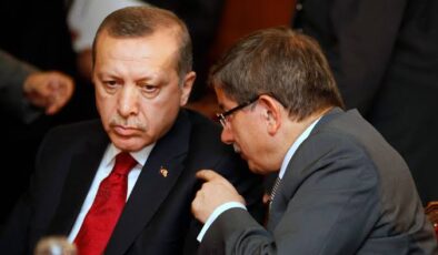 Davutoğlu’dan Erdoğan’a cevap: Liyakat nerede kaldı,  ihanet kimde? Ben davayı bırakmadım, AK Parti davayı bıraktı