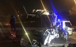 Ankara’ da bariyerlere çarpan otomobildeki 1 kişi öldü, 1 kişi ağır yaralandı