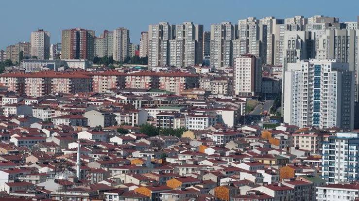 Türkiye’ nin en kalabalık 10 ilçesi: 57 ili geride bırakan Esenyurt’ un iki ayrı ilçeye dönüşmesi gündemde