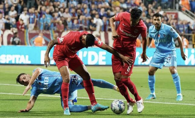 Evinde kaybetmeyen, deplasmanda kazanamayan Trabzonspor, kupa mesaisinde