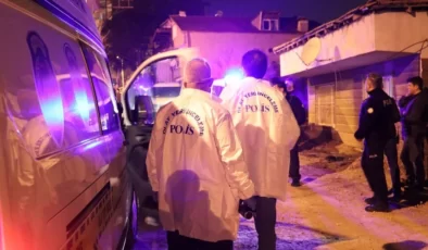 2 yaşındaki çocuk evde ölü bulundu: Anne ve erkek arkadaşı aranıyor