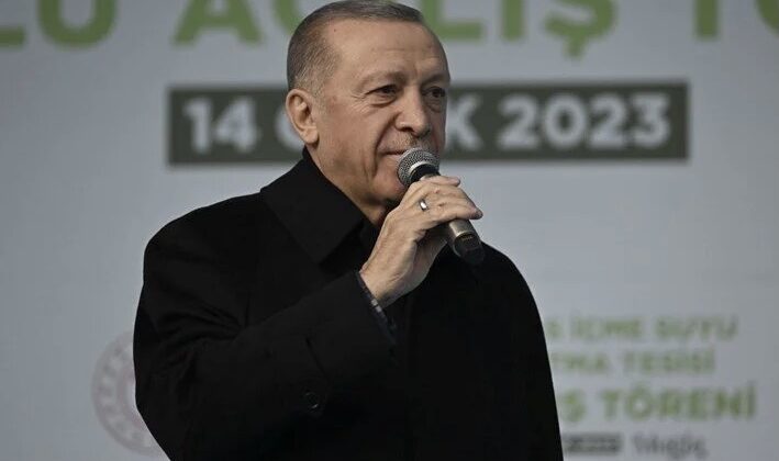 Cumhurbaşkanı Erdoğan: Komutanlarımızla yaşadığımız sevince tahammül edemiyorlar