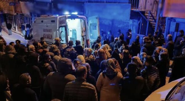 2 çocuk annesi kadın evde boğazı kesilerek öldürülmüş halde bulundu