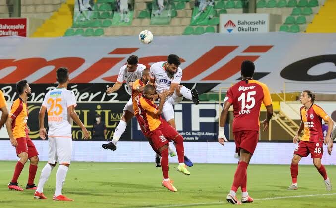 Lider kupa mesaisinde: Alanyaspor – Galatasaray maçı saat kaçta, hangi kanalda?