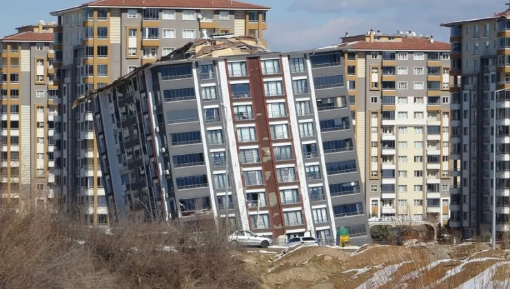 Şehirlerin en yeni ve prestijli binaları yıkıldı