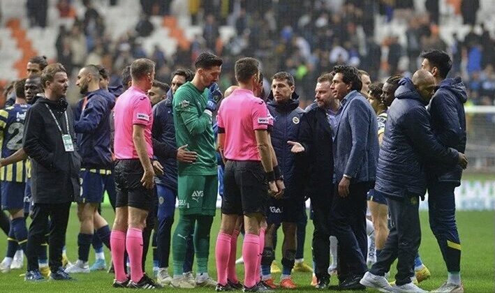 Fenerbahçe Başkanı Ali Koç, 3 yönetici ve Jorge Jesus PFDK’ ya sevk edildi