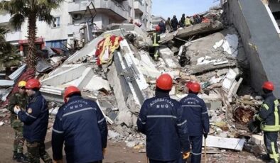 Depremde enkaz altında kaç gün kalınabilir