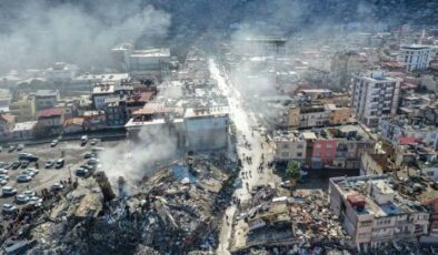 Ahlaksızlık, fırsatçılık diz boyu