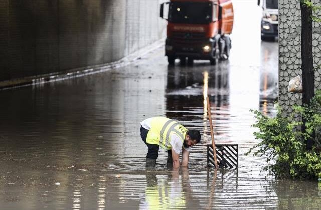 Meteoroloji 33 il için uyardı