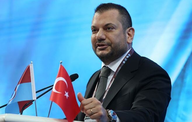 Trabzonspor düşük katılımlı kongrede yeni başkan ve yönetimini seçti