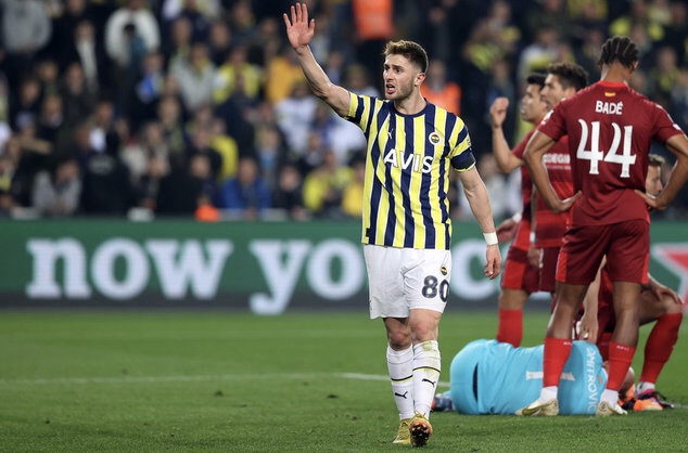 Fenerbahçe taraftarlarına ömür boyu men cezası