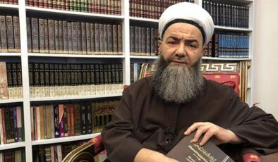 Cübbeli Ahmet hoca tarih verdi