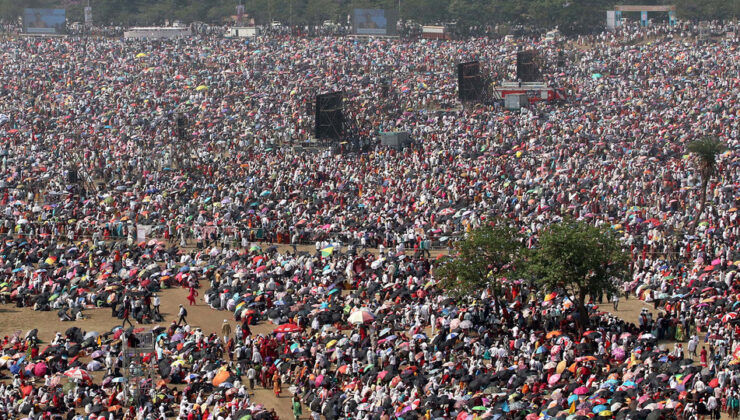Ödül töreni ölüm törenine dönüştü: 13 kişi aşırı sıcaklardan hayatını kaybetti