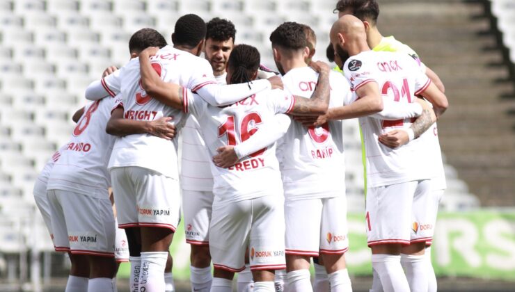 Antalyaspor, İstanbul’ dan evine 3 puanla dönüyor