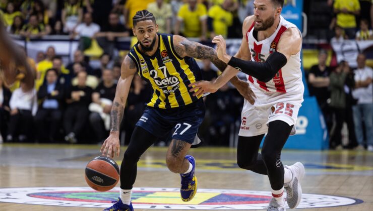 Fenerbahçe, son saniye basketi ile seride geriye düştü