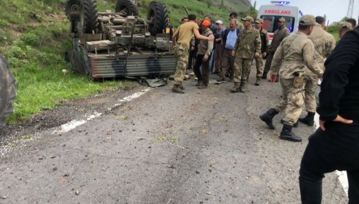 Askeri araç devrildi: 4 asker yaralandı