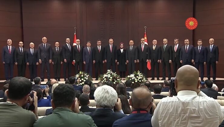 Yeni bakanlar kurulu belli oldu