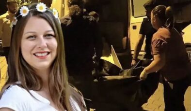 Genç öğretmeni ölüm banyoda yakaladı