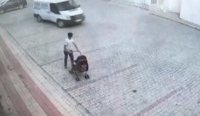 İnanılır gibi değil! 7 yaşındaki sürücü, 5 yaşındaki kardeşini ezdi