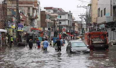 Pakistan’da sel felaketi: 32 kişi hayatını kaybetti
