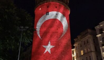 15 Temmuz’da hain darbeciler tarafından  şehit edilenler dua ve niyazlarla yad ediliyor