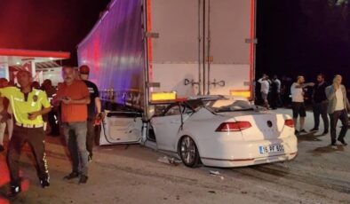 Bu kadar olmaz dedirten tesadüf! Aynı kazaya karışan kuzenlerden 1’i öldü