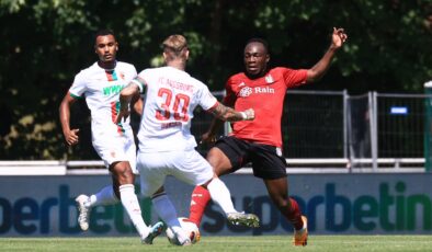 Şenol Güneş, Beşiktaş’ı sahadan çekti