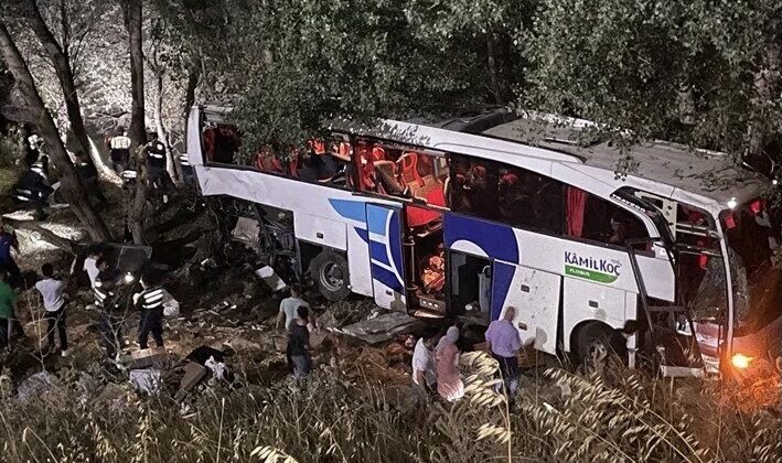 Katliam gibi kazada ölü sayısı 12’ye yükseldi