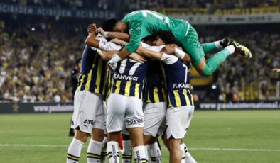 Fenerbahçe ikinci maça bırakmadı