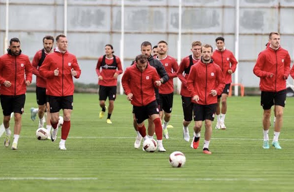 Günün maçı: Pendikspor – Sivasspor karşılaşması saat kaçta, hangi kanalda? Maçı canlı izle