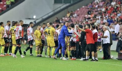 Süper Lig’de erteleme maçı: Samsunspor – İstanbulspor karşılaşması saat kaçta, hangi kanalda? Maçı canlı izle