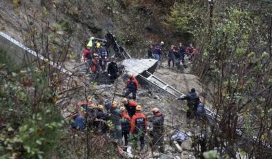 Zonguldak’ta heyelan! 2 kişi göçük altında kaldı, 21 kişi yaralandı
