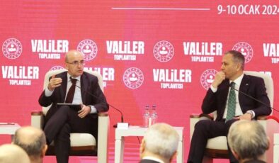 Bakan Şimşek, valilere sert çıktı: Bu para babanızın parası değil, satın makam araçlarınızı