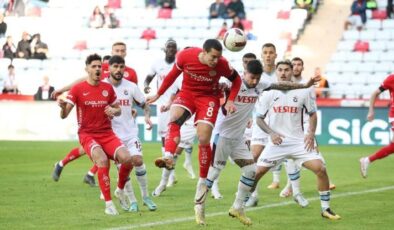 Sergen’li Antalyaspor kaybetmiyor: Trabzonspor’un serisi Antalya’da son buldu