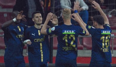 Kasımpaşa, Kayserispor’u 2 golle yıktı