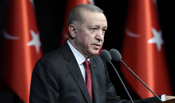 Cumhurbaşkanı Erdoğan, liderlerle bayramlaştı