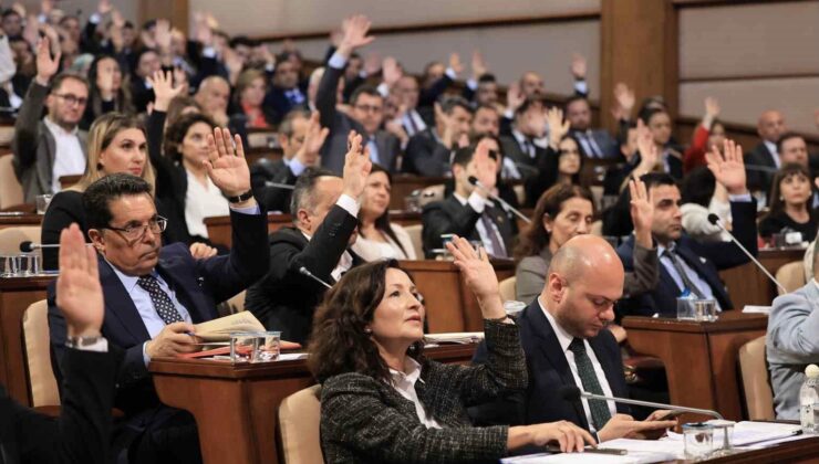 İBB’de yeni dönem başlandı: Başkan vekilleri seçimi yapıldı