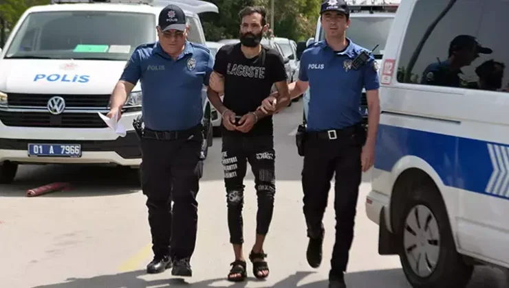 Karısını yakın arkadaşı ile bastı: Dehşet saçtı!