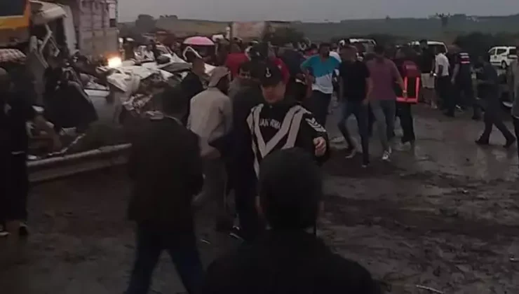 Mersin – Adana otoyolunda zincirleme kaza: Çok sayıda ölü ve yaralı var