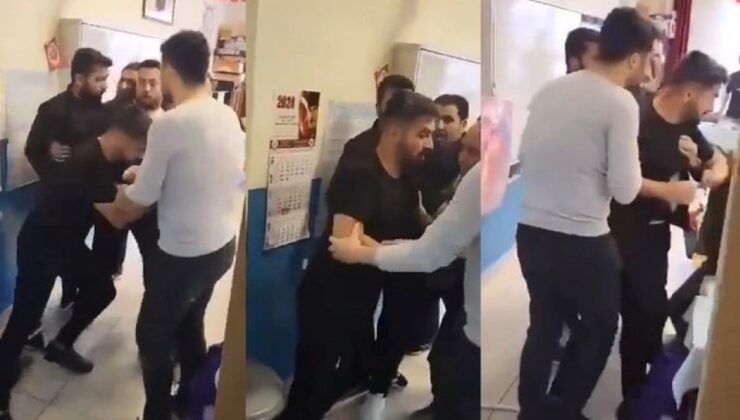 Okula gelen bir veli, öğrenciler derste olduğu sırada sınıfı bastı