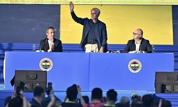 Fenerbahçe, Mourinho şov yaptı: Mourinho’nun yıllık ücreti ne kadar?