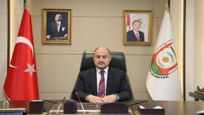Yeniden Refah Partili Şanlıurfa Belediye Başkanı istifa etti