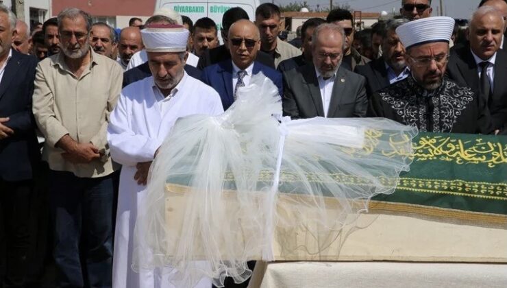 Melek Narin toprağa verildi: Cenaze namazına İl Müftüsü’nün konuşması damga vurdu