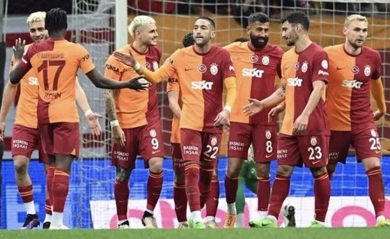 Osimhen’li Galatasaray hazırlık maçına çıkıyor: Galatasaray – Esenler Erokspor karşılaşması saat kaçta, hangi kanalda? Maçı canlı izle