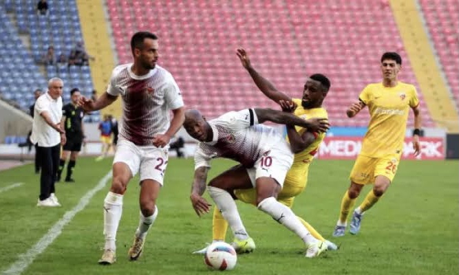 Kayseri’de ateş hattı mücadele: Kayserispor – Hatayspor karşılaşması saat kaçta, hangi kanalda yayınlanacak? Maçı canlı izle