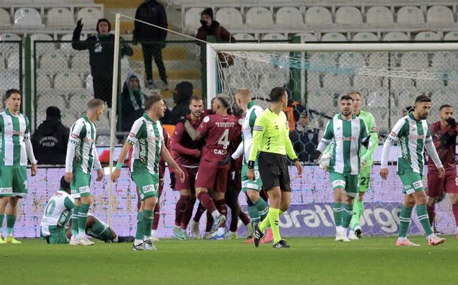 Süper Lig 32. hafta açılış maçı: Konyaspor – Hatayspor karşılaşması saat kaçta, hangi kanalda yayınlanacak? Maçı canlı izle