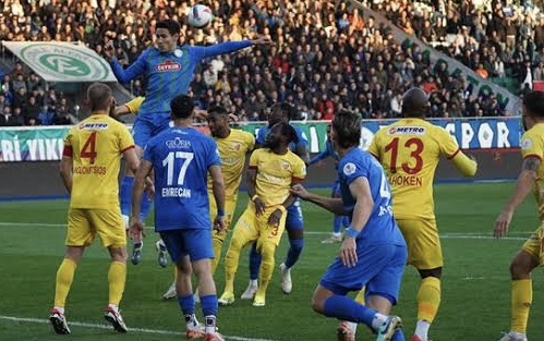 Kayseri’de kümede kalma mücadelesi: Kayserispor – Çaykur Rizespor karşılaşması saat kaçta, hangi kanalda yayınlanacak? Maçı canlı izle