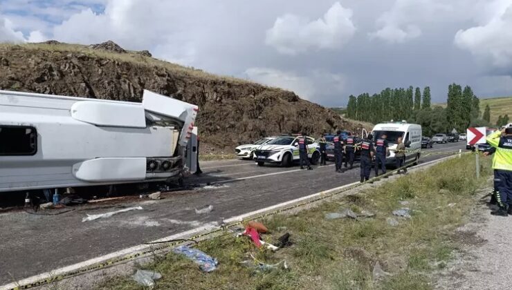 Cenaze yolunda feci kaza: 2 kişi hayatını kaybetti, 5’i ağır 27 kişi yaralandı