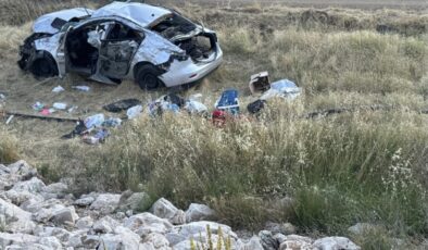 Yeni görev yerine giden polis kaza yaptı, 3 kişi hayatını kaybetti