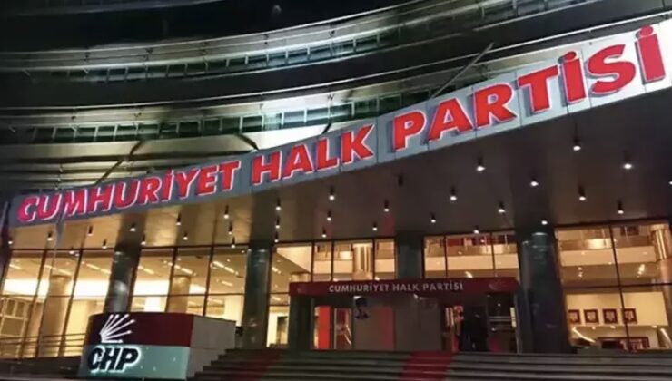 CHP’de Ege depremi devam ediyor: CHP İl başkanı ve yönetimleri topluca istifa etti